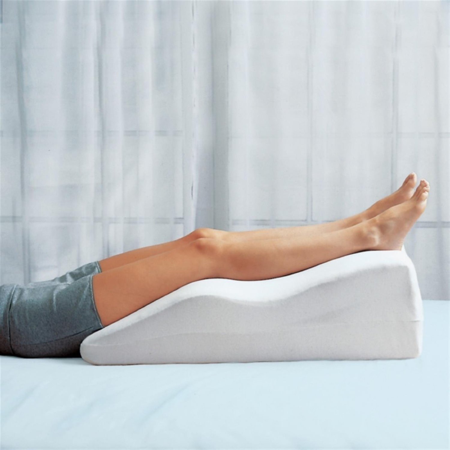 Picture 20 of Pillow To Elevate Legs | illuminaticurse